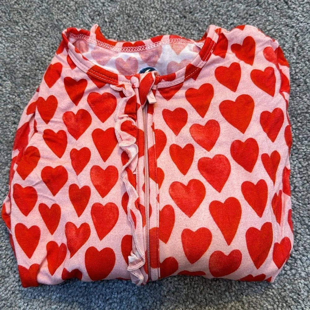 Dream Jamms (now Dreamiere) Heart Convertible Footie